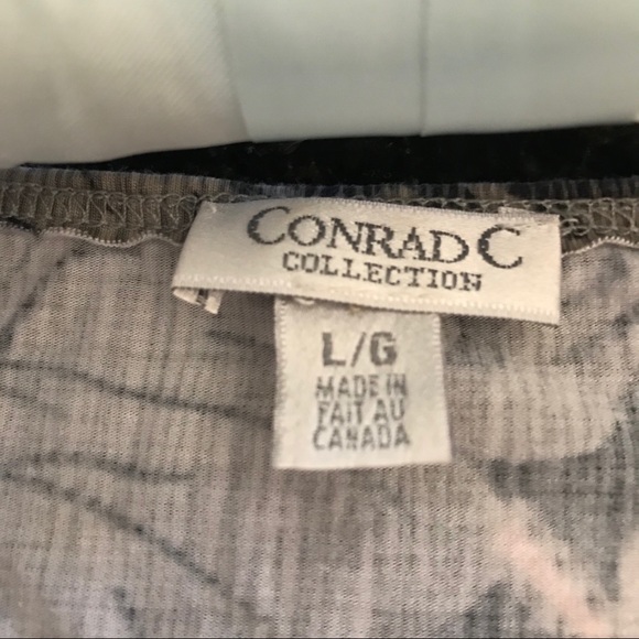 Conrad C Sleeveless Flower Print Top ⭐️SALE 3/$20 - Picture 3 of 4